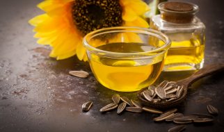 Sonnenblumenöl und Haarpflege mit Ölen